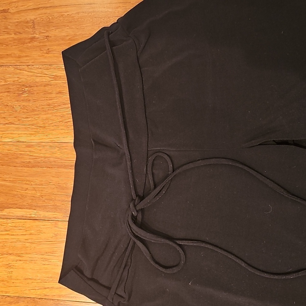 George Black Drawstring Shorts - Picture 4 of 6